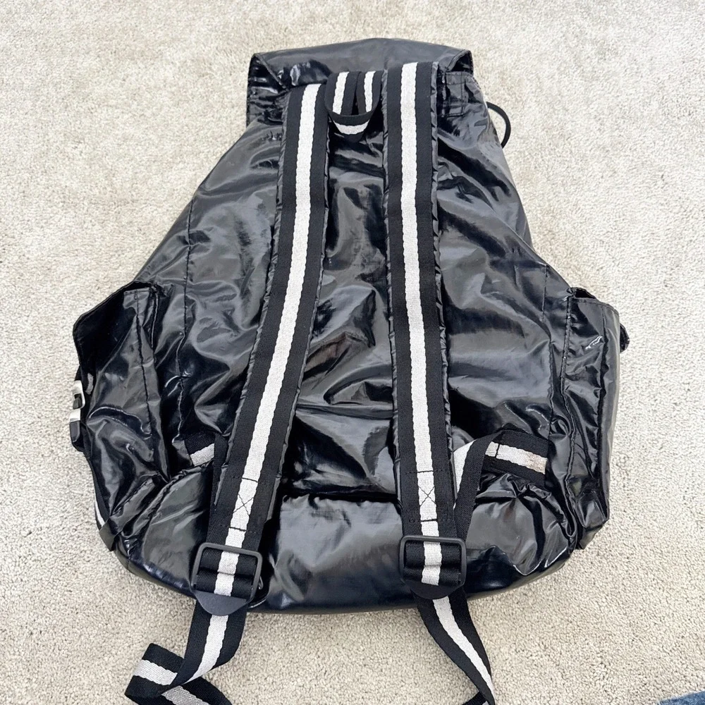 LeSportsac Voyager Black Patent‎ Drawstring Backpack Bag Large Travel